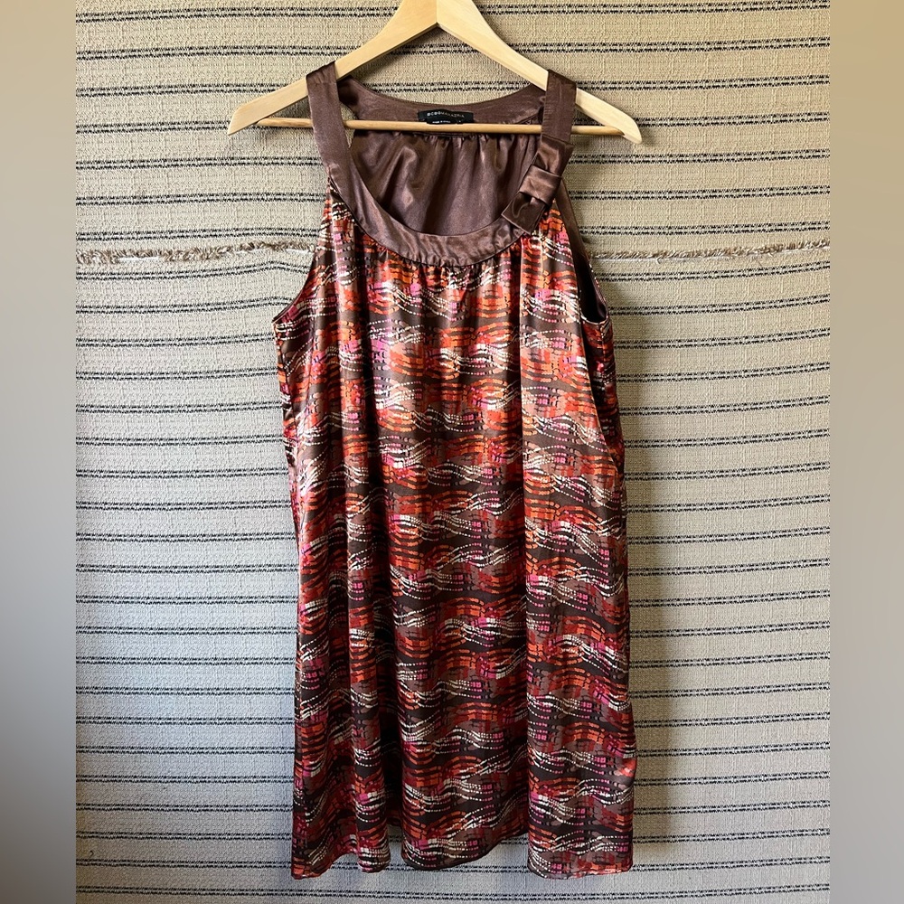 Y2K BCBGMaxAzria Rich Brown Dress with Modern Pattern + Bow Detail